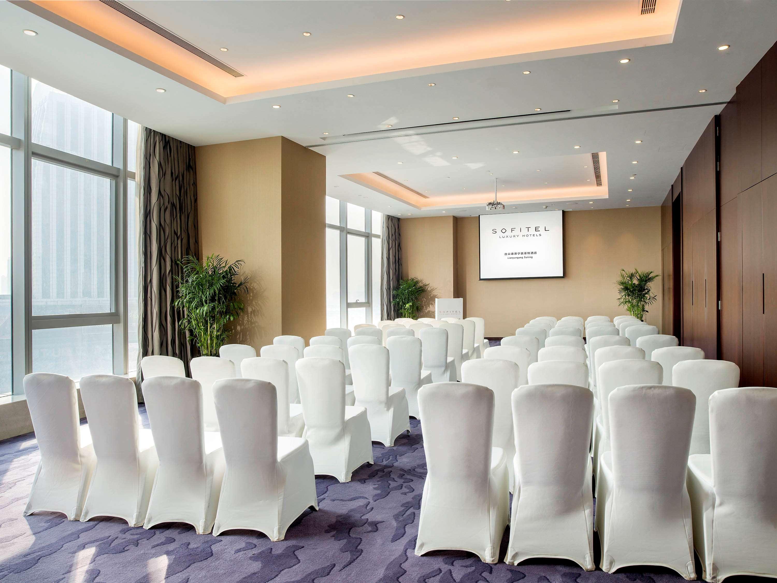 Hotel Sofitel Lianyungang Suning Esterno foto