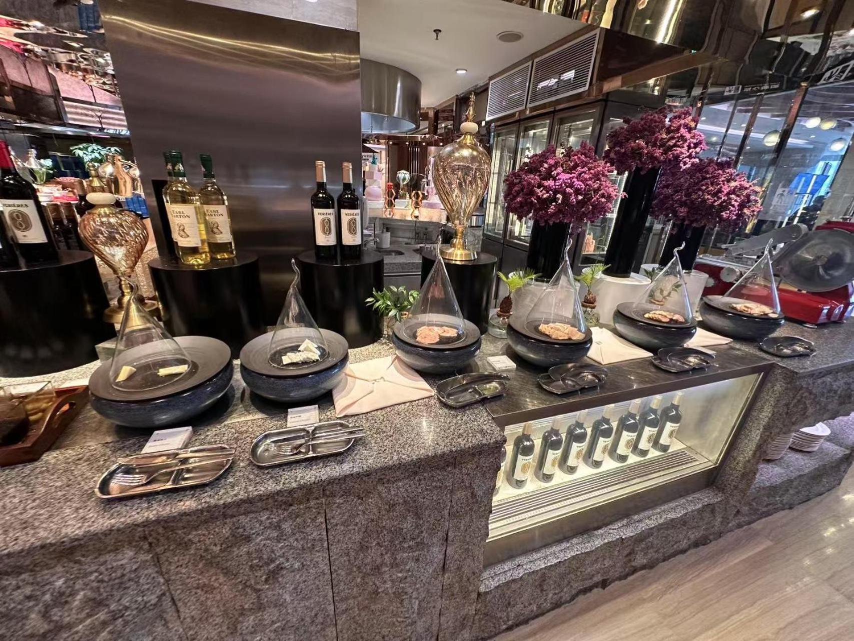 Hotel Sofitel Lianyungang Suning Esterno foto